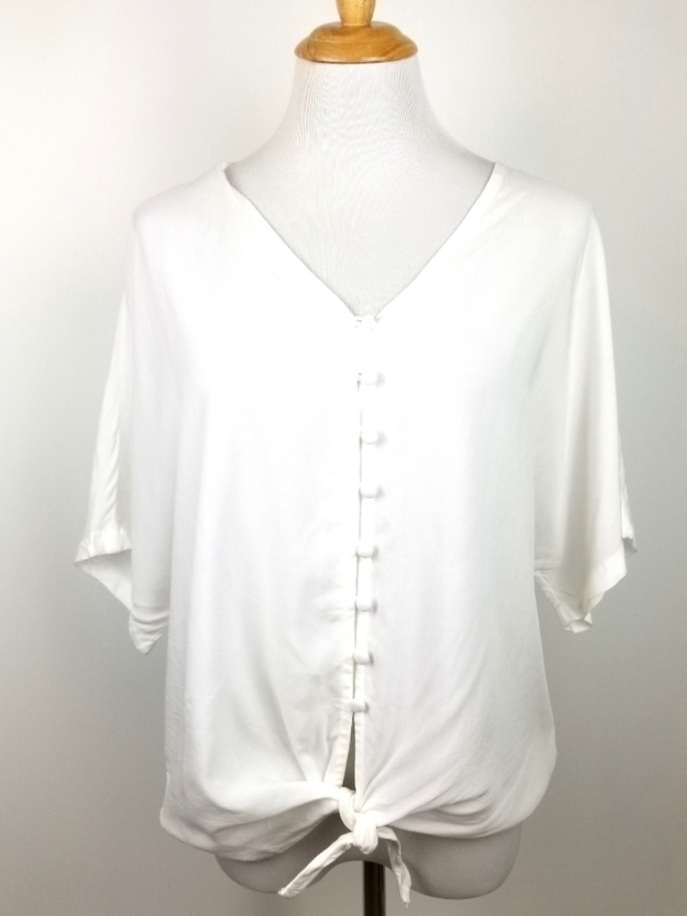 NWT BeachLunchLounge Kelli Tie-Front Top - White
